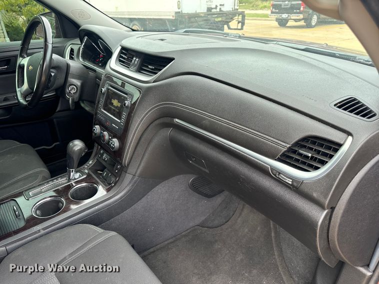 image for item EH7003 2017 Chevrolet Traverse LT SUV
