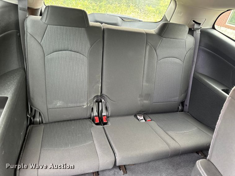 image for item EH7003 2017 Chevrolet Traverse LT SUV