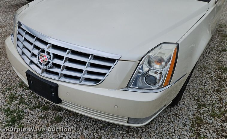 image for item EI3949 2009 Cadillac  DTS 