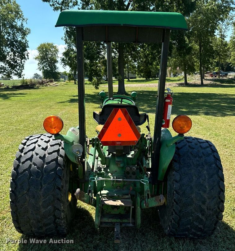 image for item EI4040 1990 John Deere 2155 Tractor