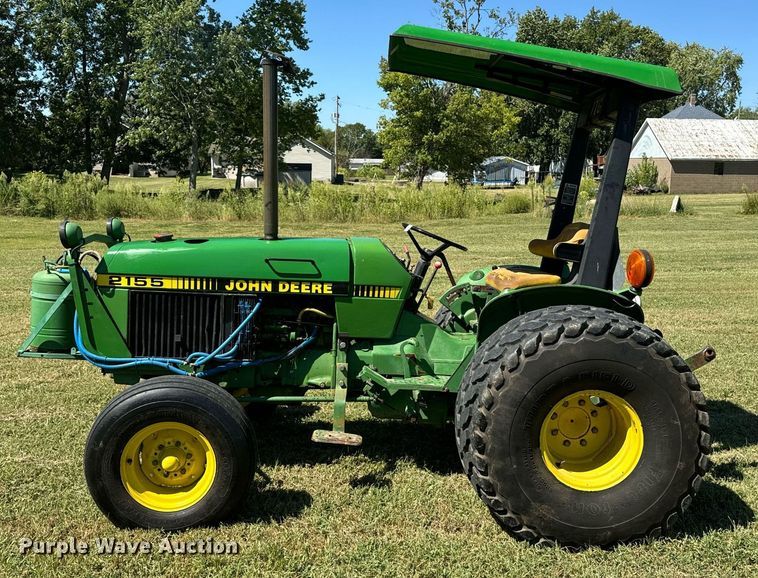 image for item EI4040 1990 John Deere 2155 Tractor