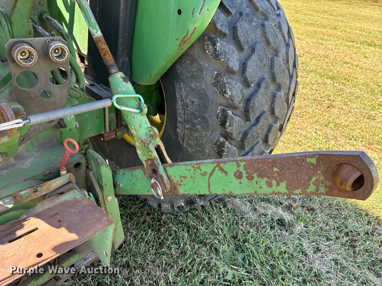 image for item EI4040 1990 John Deere 2155 Tractor