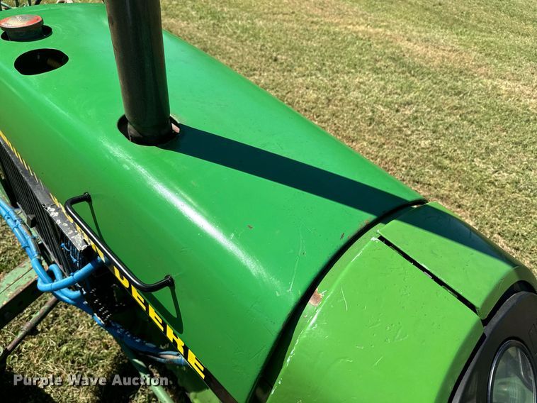 image for item EI4040 1990 John Deere 2155 Tractor