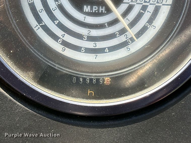 image for item EI4040 1990 John Deere 2155 Tractor