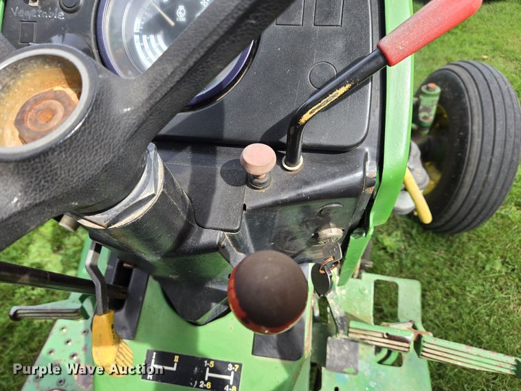 image for item EI4040 1990 John Deere 2155 Tractor