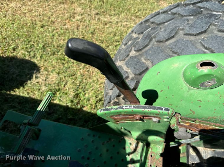 image for item EI4040 1990 John Deere 2155 Tractor