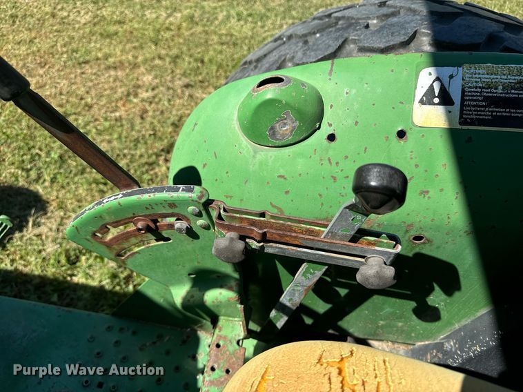 image for item EI4040 1990 John Deere 2155 Tractor