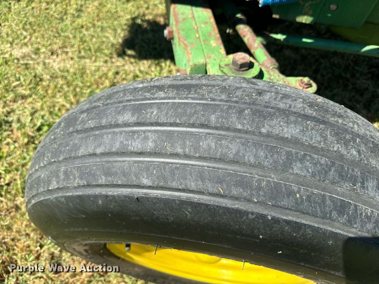 image for item EI4040 1990 John Deere 2155 Tractor