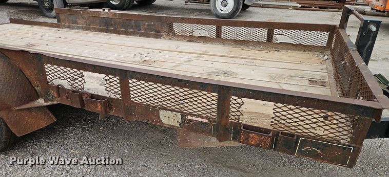 image for item EI8248 1989 Starlite utility trailer