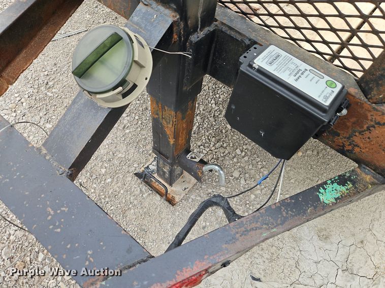 image for item EI8248 1989 Starlite utility trailer