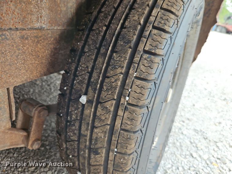 image for item EI8248 1989 Starlite utility trailer