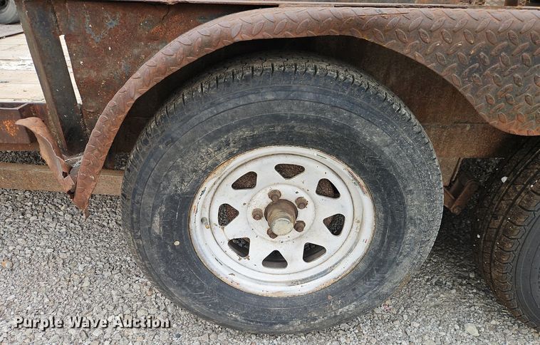 image for item EI8248 1989 Starlite utility trailer