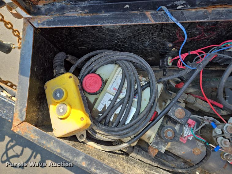 image for item EI8260 2019 H & H Trailers  Speed Loader EX tilt deck equipment trailer