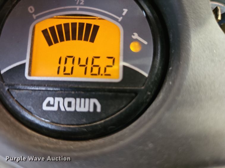 image for item EI8265 (3) Crown WP3035-45 pallet jacks