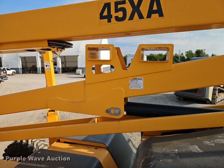 image for item EI8271 2018 Haulotte 45XA boom lift