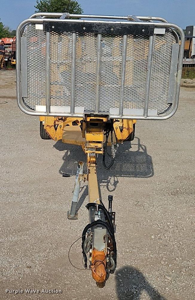 image for item EI8274 2005 Bil-Jax 3632T boom lift