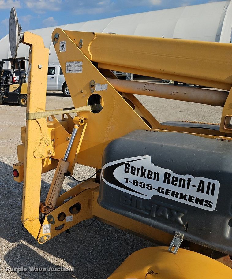 image for item EI8274 2005 Bil-Jax 3632T boom lift