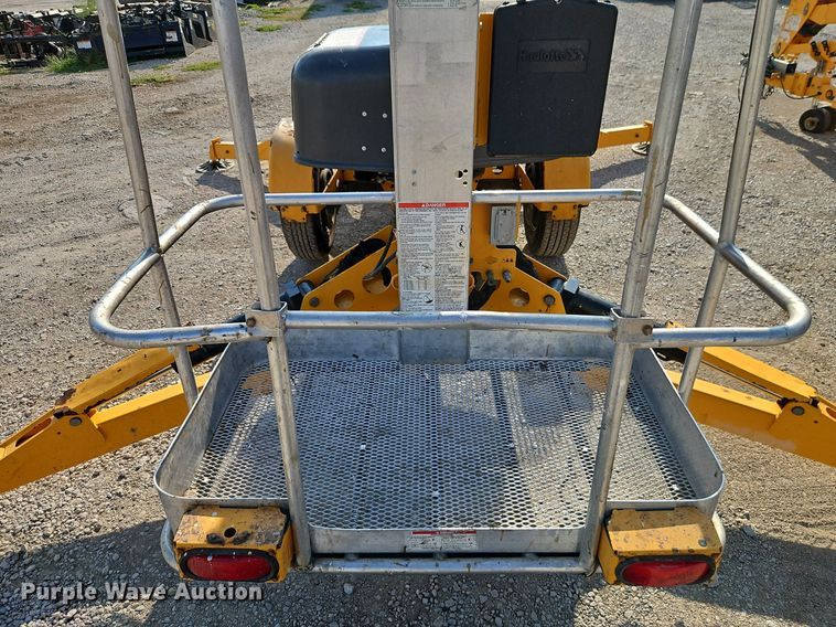 image for item EI8275 2017 Haulotte 45A17 boom lift