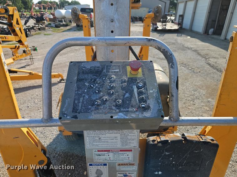 image for item EI8276 2016 Haulotte 4527A boom lift