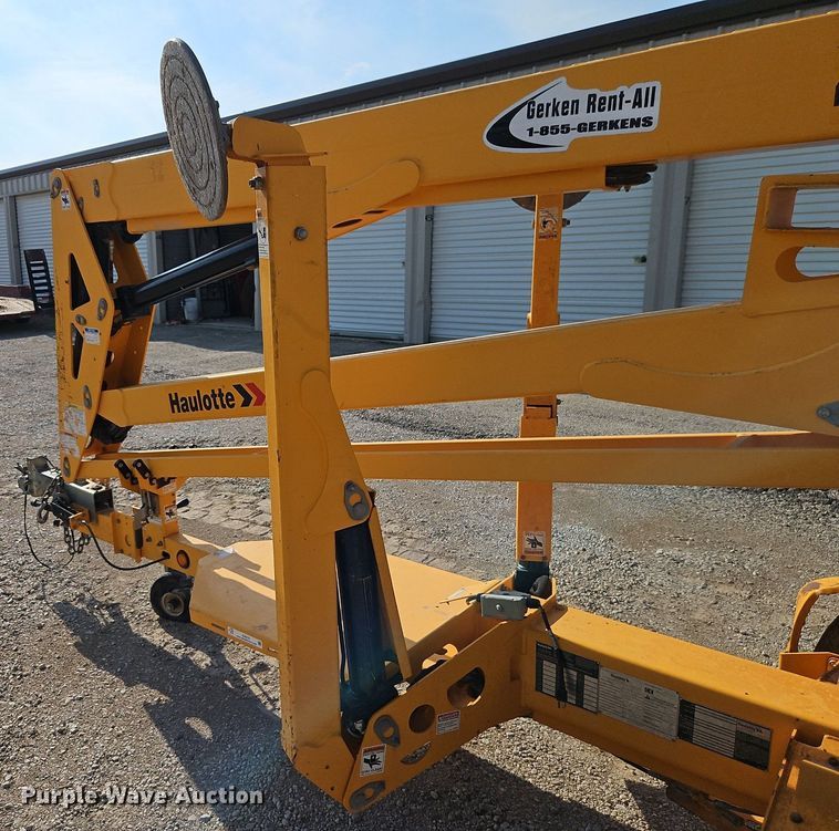 image for item EI8276 2016 Haulotte 4527A boom lift