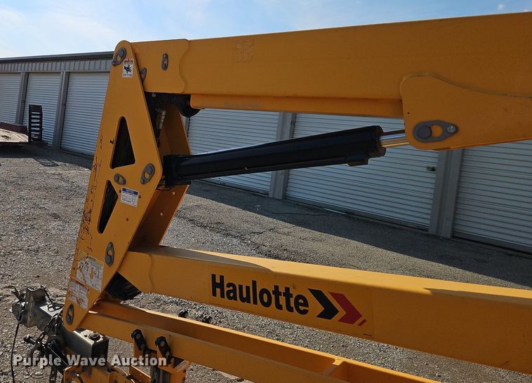 image for item EI8276 2016 Haulotte 4527A boom lift