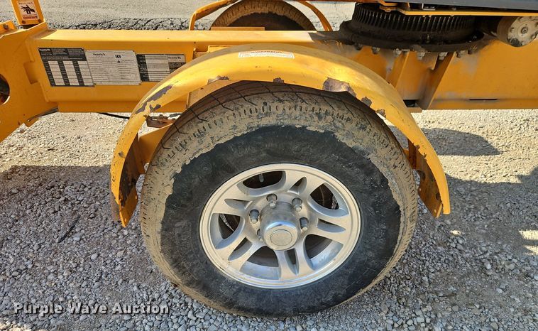 image for item EI8276 2016 Haulotte 4527A boom lift