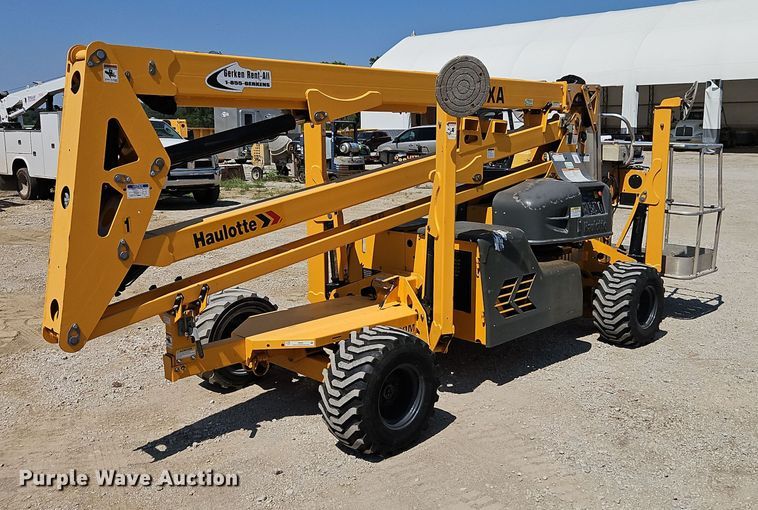 image for item EI8281 2017 Haulotte 45XA boom lift
