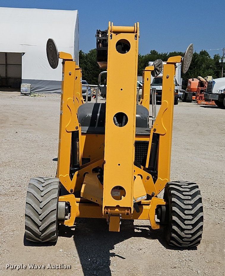 image for item EI8281 2017 Haulotte 45XA boom lift