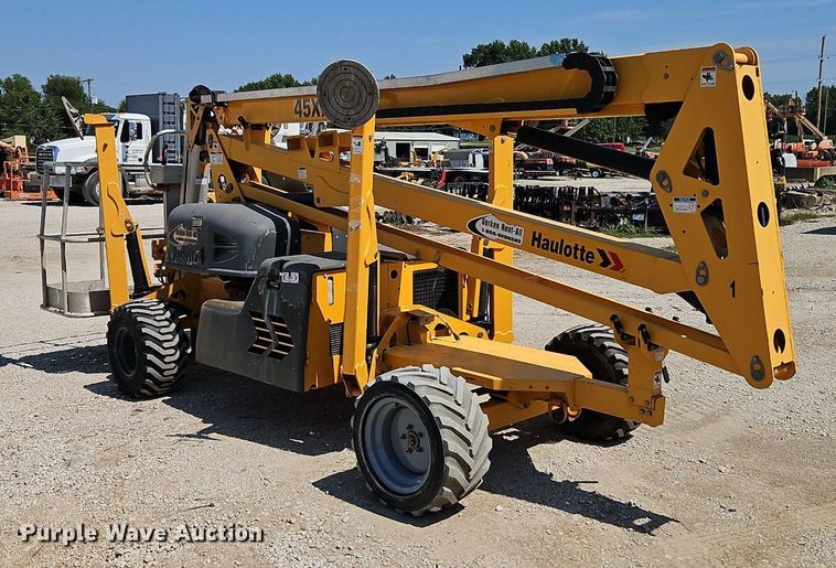 image for item EI8281 2017 Haulotte 45XA boom lift