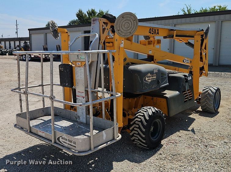 image for item EI8281 2017 Haulotte 45XA boom lift