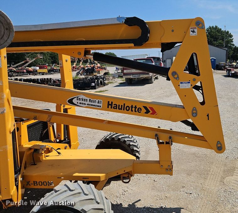 image for item EI8281 2017 Haulotte 45XA boom lift
