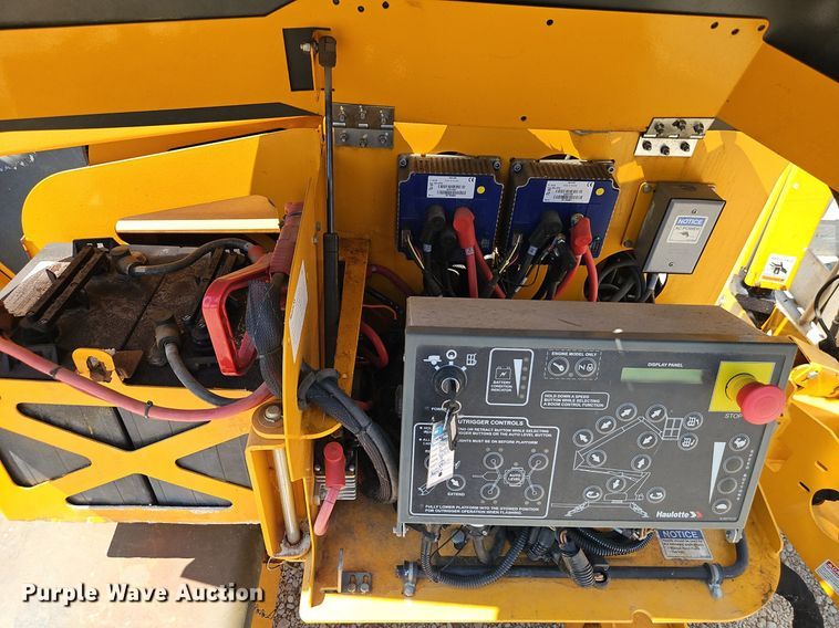 image for item EI8281 2017 Haulotte 45XA boom lift