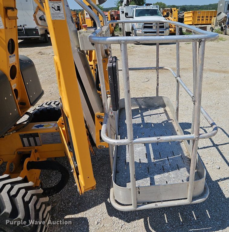 image for item EI8281 2017 Haulotte 45XA boom lift