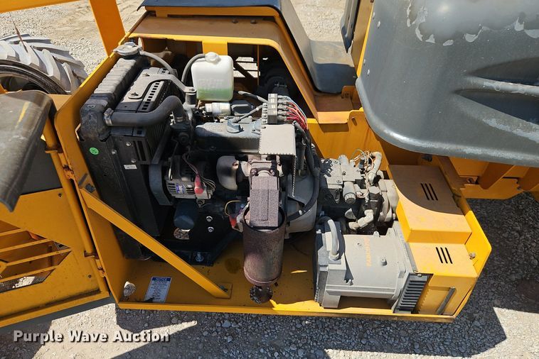 image for item EI8281 2017 Haulotte 45XA boom lift