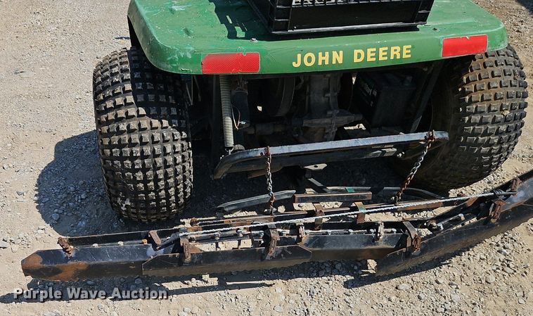 image for item EI8282 John Deere 1200A bunker rake