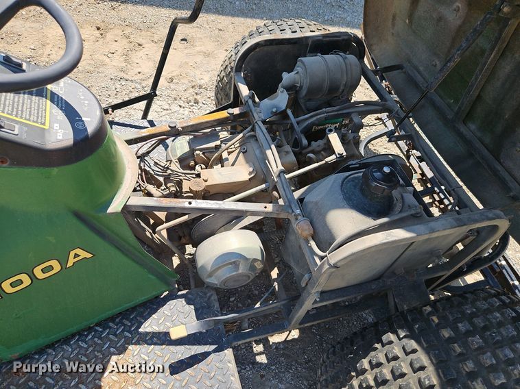 image for item EI8282 John Deere 1200A bunker rake