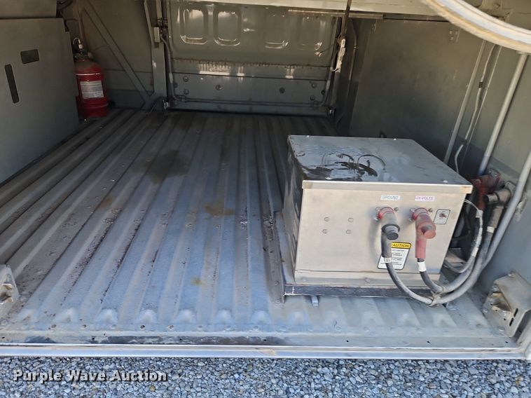 image for item EI8283 2003 Motor Coach D4500 transit bus