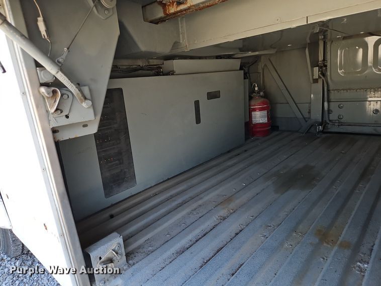 image for item EI8283 2003 Motor Coach D4500 transit bus