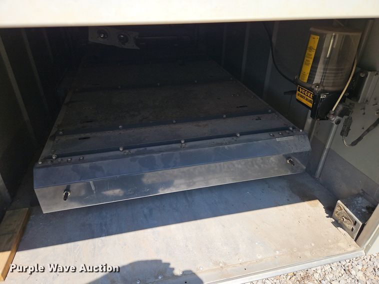 image for item EI8283 2003 Motor Coach D4500 transit bus