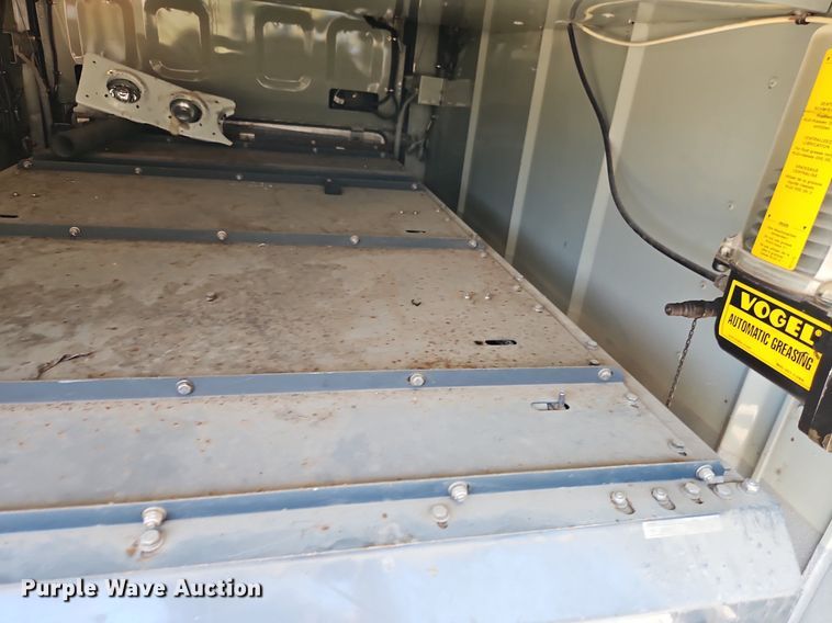 image for item EI8283 2003 Motor Coach D4500 transit bus