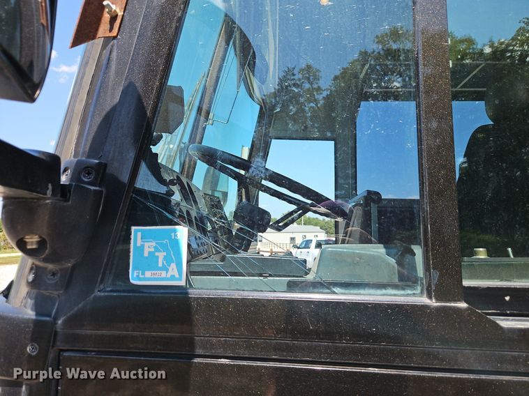 image for item EI8283 2003 Motor Coach D4500 transit bus