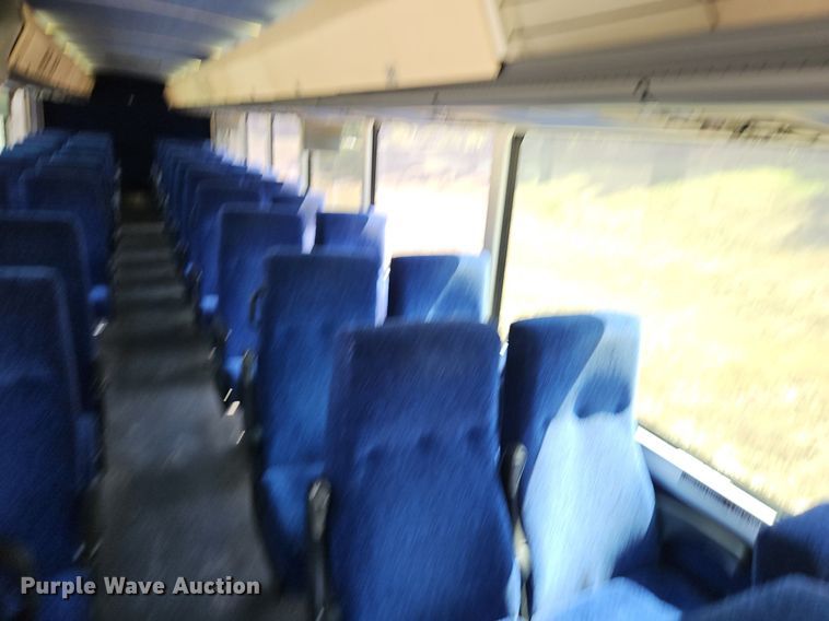 image for item EI8283 2003 Motor Coach D4500 transit bus