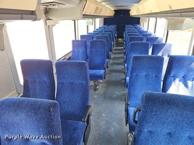 image for item EI8283 2003 Motor Coach D4500 transit bus