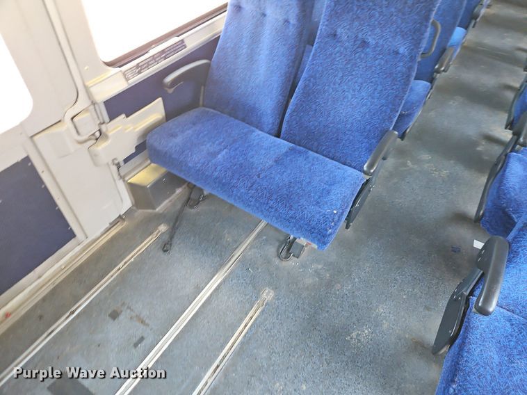 image for item EI8283 2003 Motor Coach D4500 transit bus