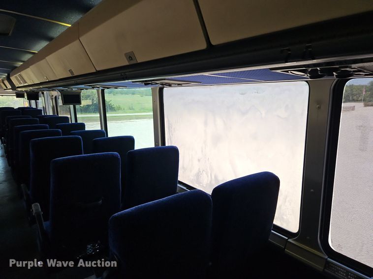 image for item EI8283 2003 Motor Coach D4500 transit bus