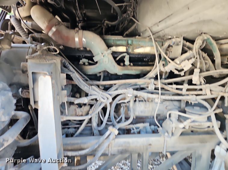 image for item EI8283 2003 Motor Coach D4500 transit bus