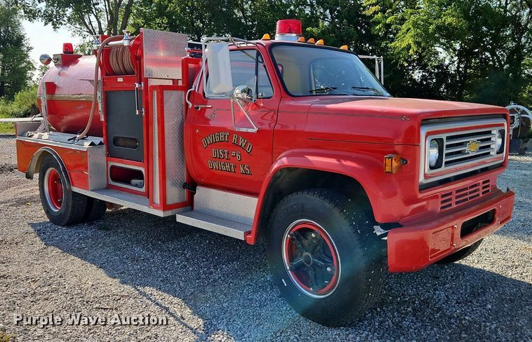 image for item EI8295 1982 GMC  C7000 pumper fire truck