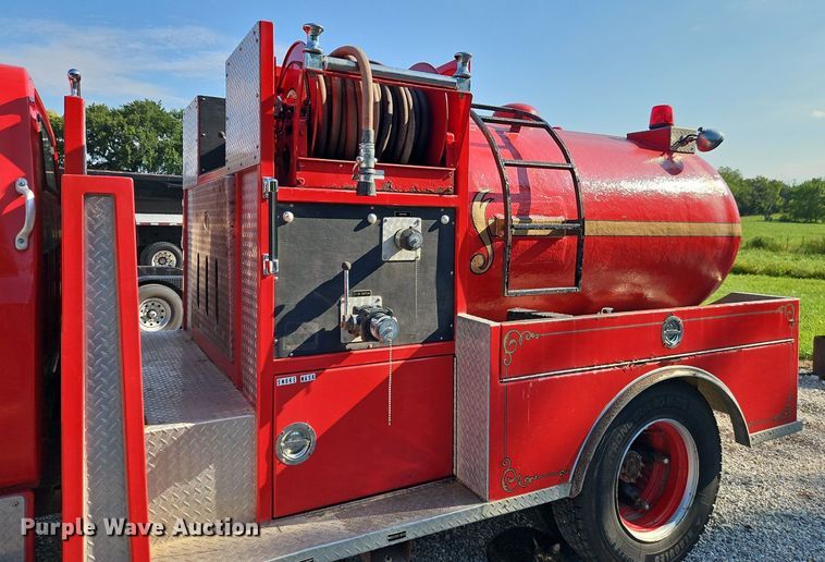 image for item EI8295 1982 GMC  C7000 pumper fire truck