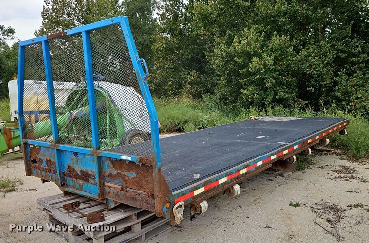 image for item EI8303 Flatbed