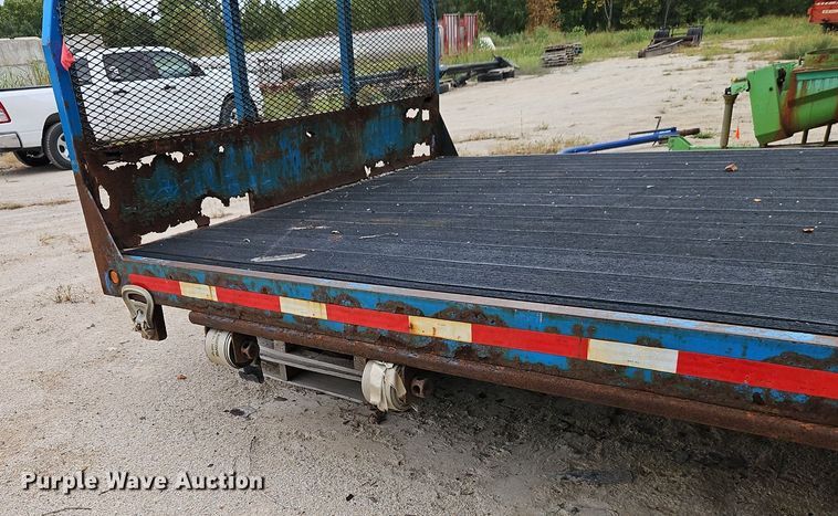 image for item EI8303 Flatbed